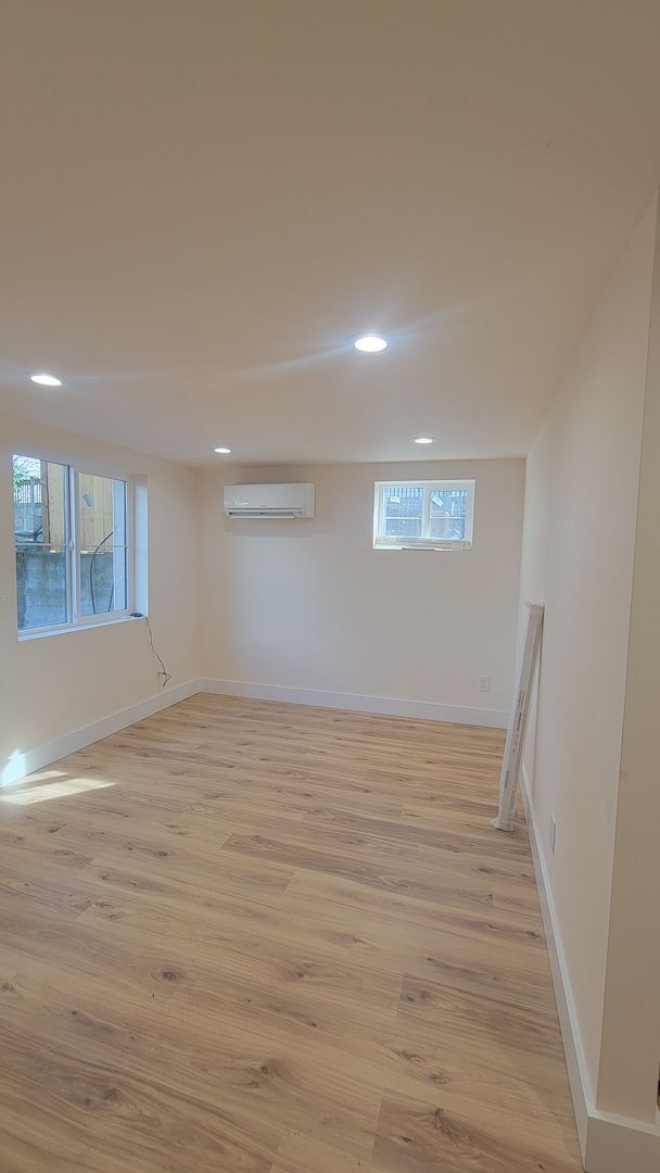 Foto del edificio - 2-Bedroom, 1-Bathroom ADU in Beacon Hill