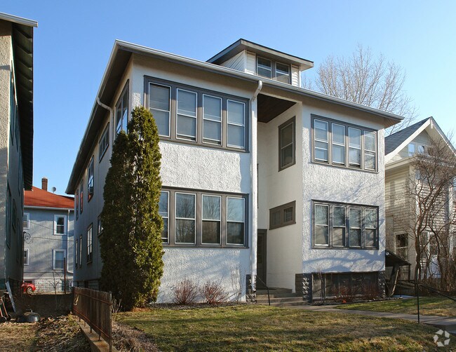 Building Photo - 1815 Ashland Ave