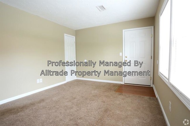 Foto del edificio - 1633 Raleigh Rd