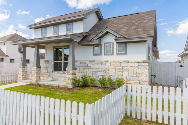Building Photo - 388 Glocken Ln