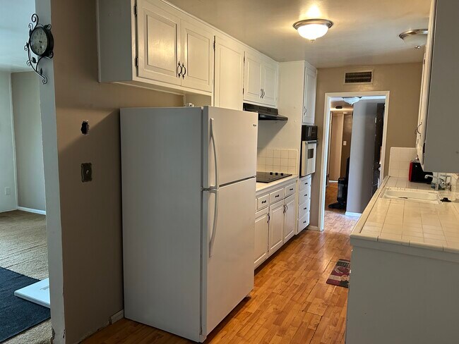 Building Photo - 3705 Bianchi Way