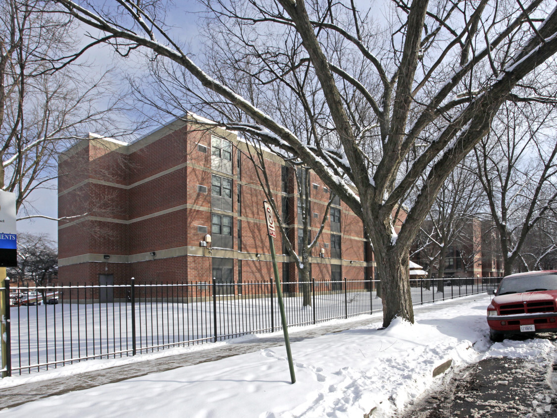 Building Photo - Daniel Hudson Burnham Apartments