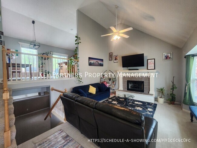 Foto del edificio - 15375 S Constance St