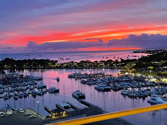 Hawaii doesn't get any better than this! - 1676 Ala Moana Blvd