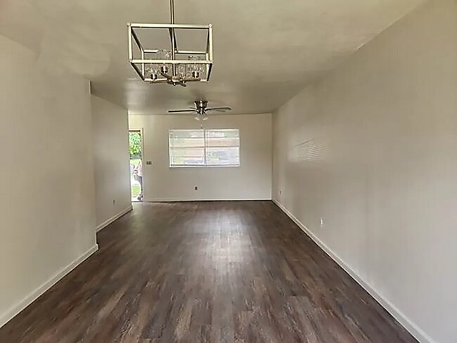 Foto del edificio - 3311 S 126th E Ave