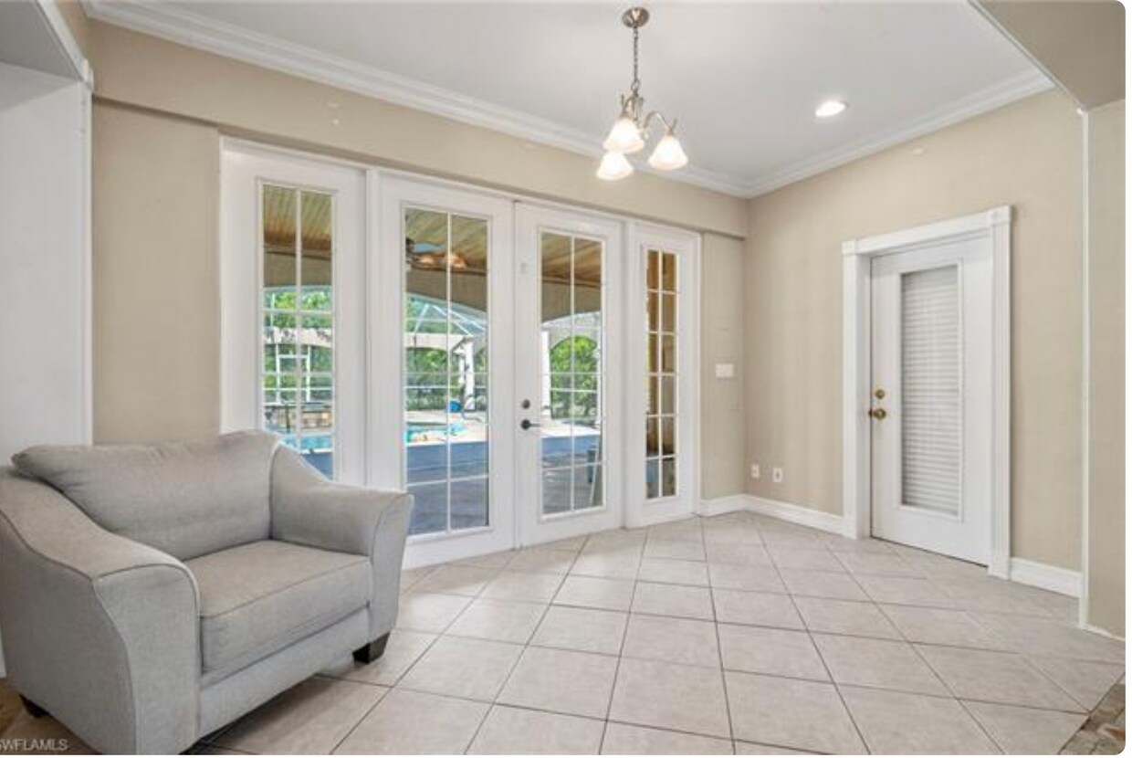 Primary Photo - 1911 16th St NE