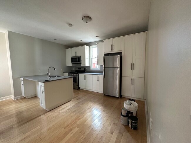 Kitchen - 1 - 836 Western Ave Townhome