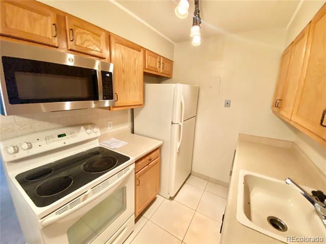 Foto del edificio - 1233 N Ogden St