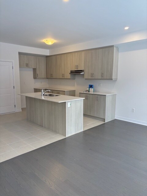 Photo du bâtiment - 101 Manuel St