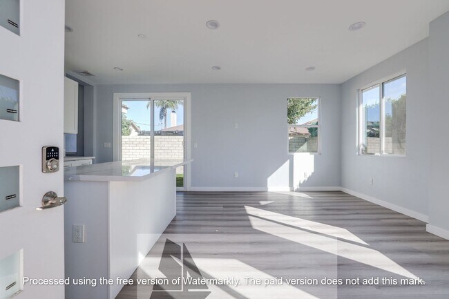 Foto del edificio - 11875 Wisteria Ave