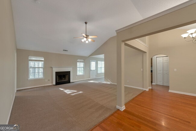 Foto del edificio - 4750 Buckeye Pl