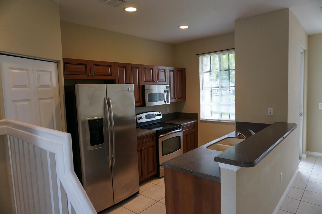 1987 Nassau Dr, Riviera Beach, FL 33404 Townhome Rentals in Riviera