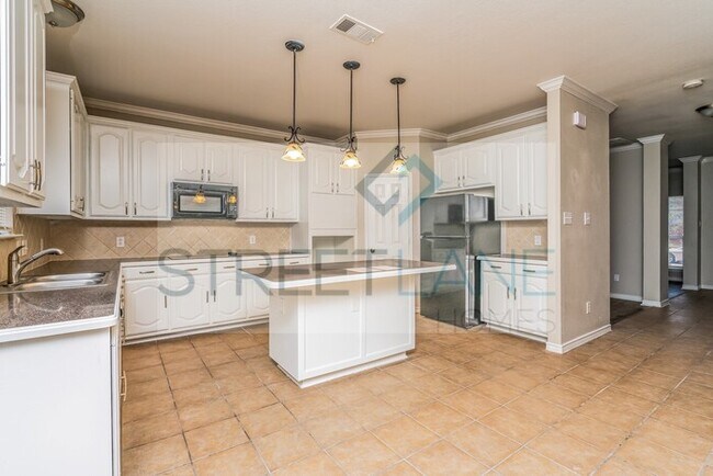 Building Photo - Charming 3 Bedroom in McKinney!