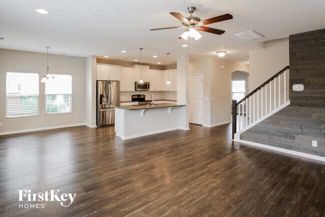 Building Photo - 506 Tarleton Dr