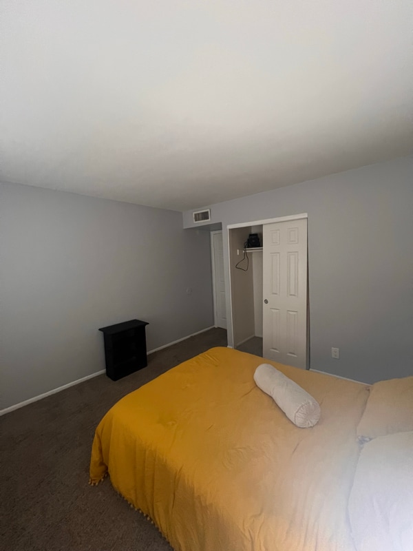 Building Photo - 3940 W Palo Verde Dr