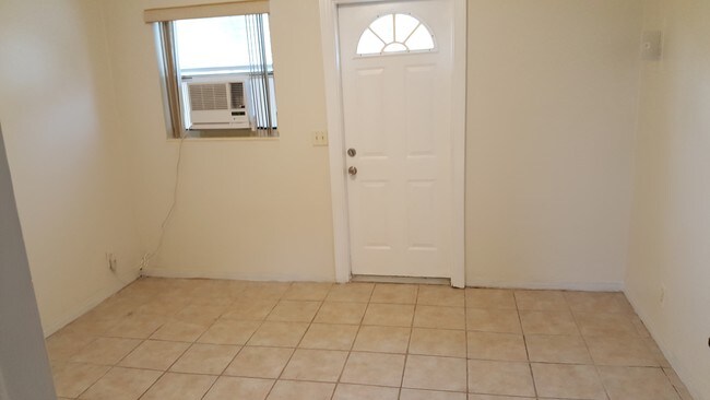 Apto. B - 2507 Cleveland St