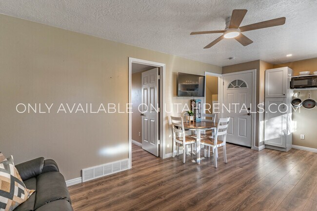 Building Photo - 2270 W 1750 N