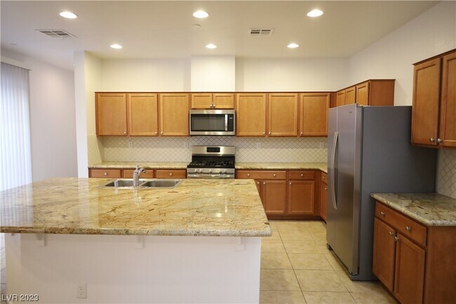 Building Photo - 2350 Via Barranca