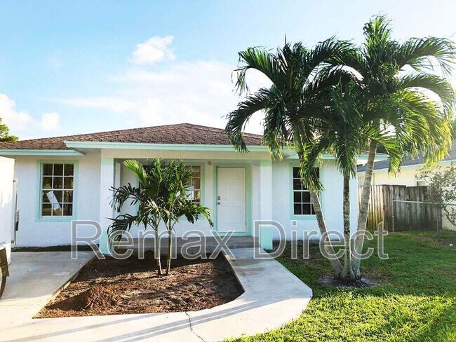 Foto del edificio - 6682 4th St