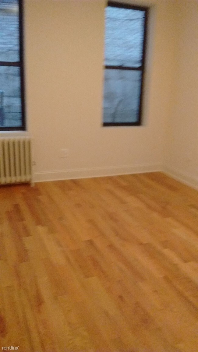 Building Photo - 2 br, 1 bath  - 630 Fort Washington Ave