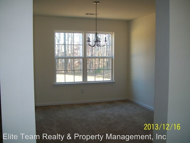 Building Photo - 4 br, 2.5 bath House - Jenny Ann Dr 7718
