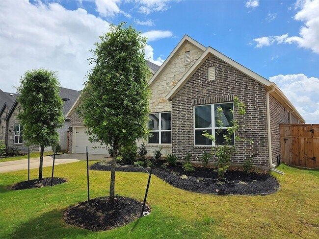 Building Photo - 31019 Vintage Crk Ln