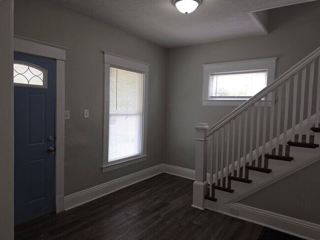 Foto del edificio - Three Bedroom Single Family home