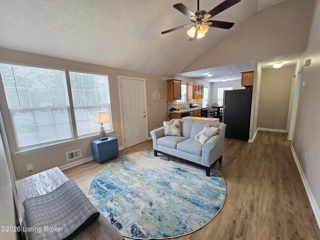 Foto del edificio - 3728 Locust Ave