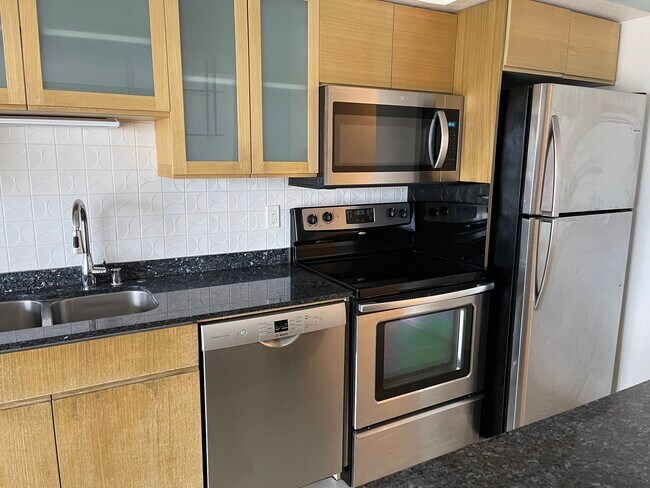 Foto del edificio - 701 122nd Ave NE
