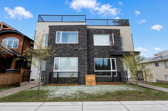 Photo du bâtiment - 4423 Bowness Rd NW