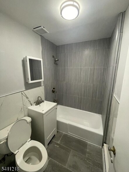 Building Photo - 234 Niles St