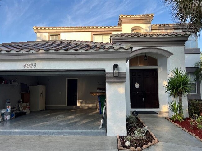 Building Photo - 4926 SW 163rd Ave