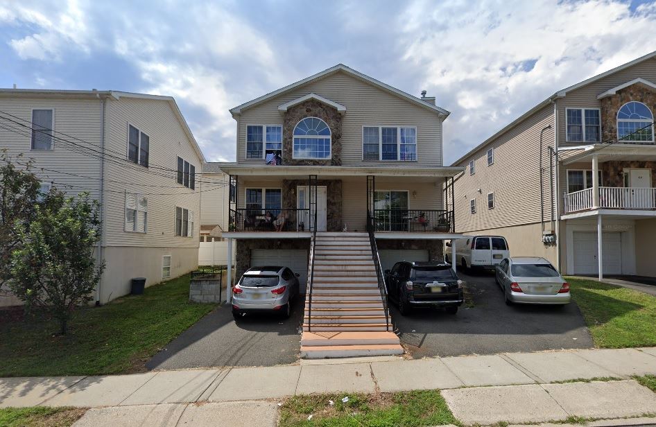 Foto principal - 458 E 29th St