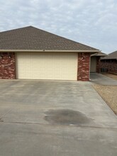 Building Photo - 1617 Lawter Rd