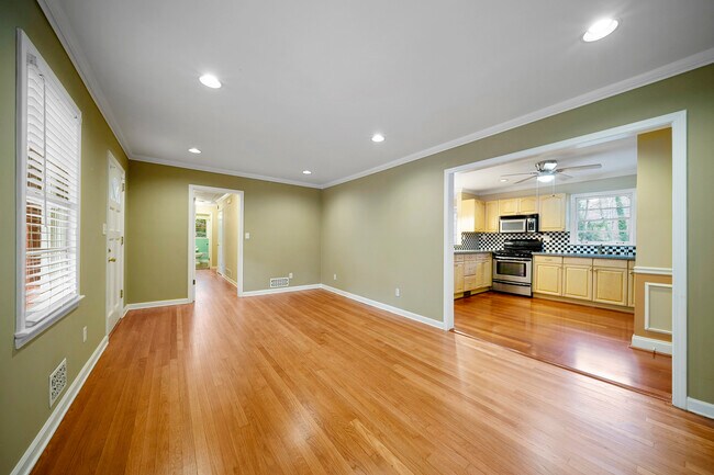 Foto del edificio - 253 Valley Ridge Dr