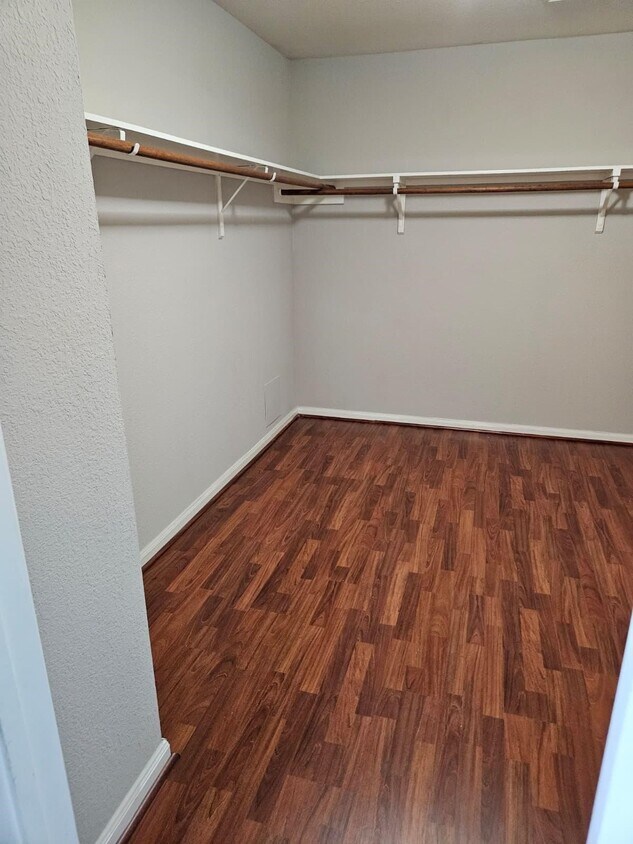 Foto del edificio - 9507 Tolken Way