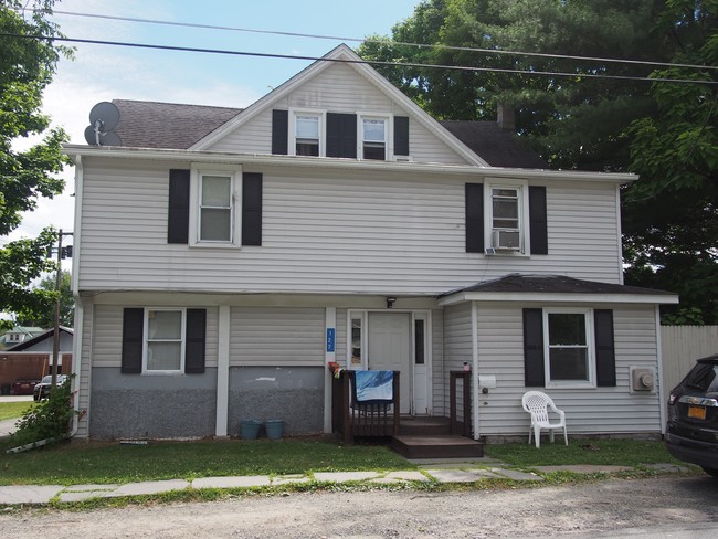 127 Pine St Wurtsboro, NY (5 family) - 127 Pine St