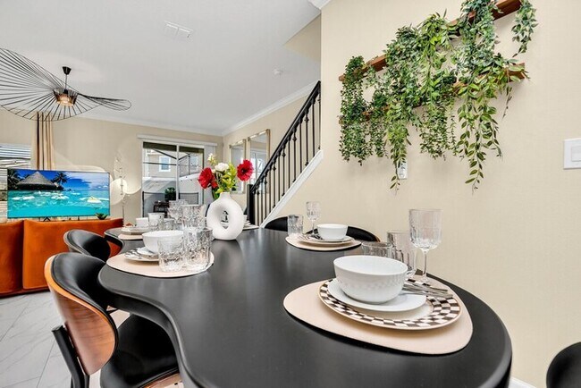 Foto del edificio - 4299PD  Brand New Storey Lake 5 Bedroom wi...