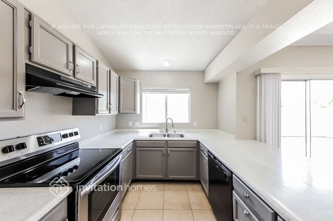 Building Photo - 4601 W Morrow Dr