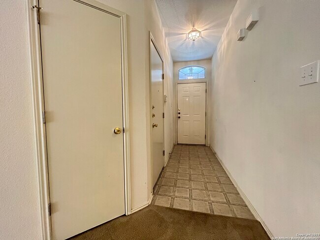 Building Photo - 530 Coral Harbor