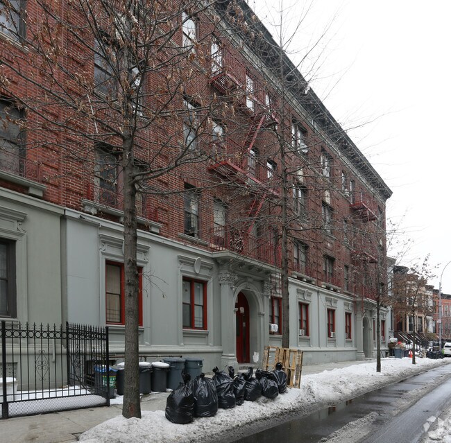 Foto del edificio - 1005 Lincoln Pl