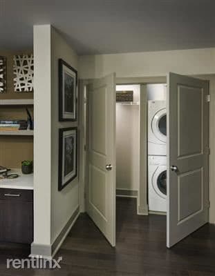 Building Photo - Studio, 1 bath  - 200 Pier 4 Blvd Unit 41