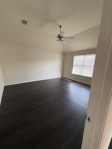 Foto del edificio - 400 Angler Dr