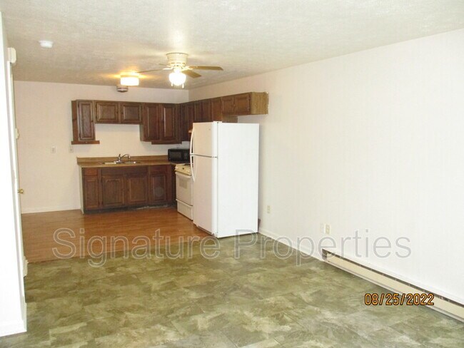 Foto del edificio - 216 S Winchester Ave