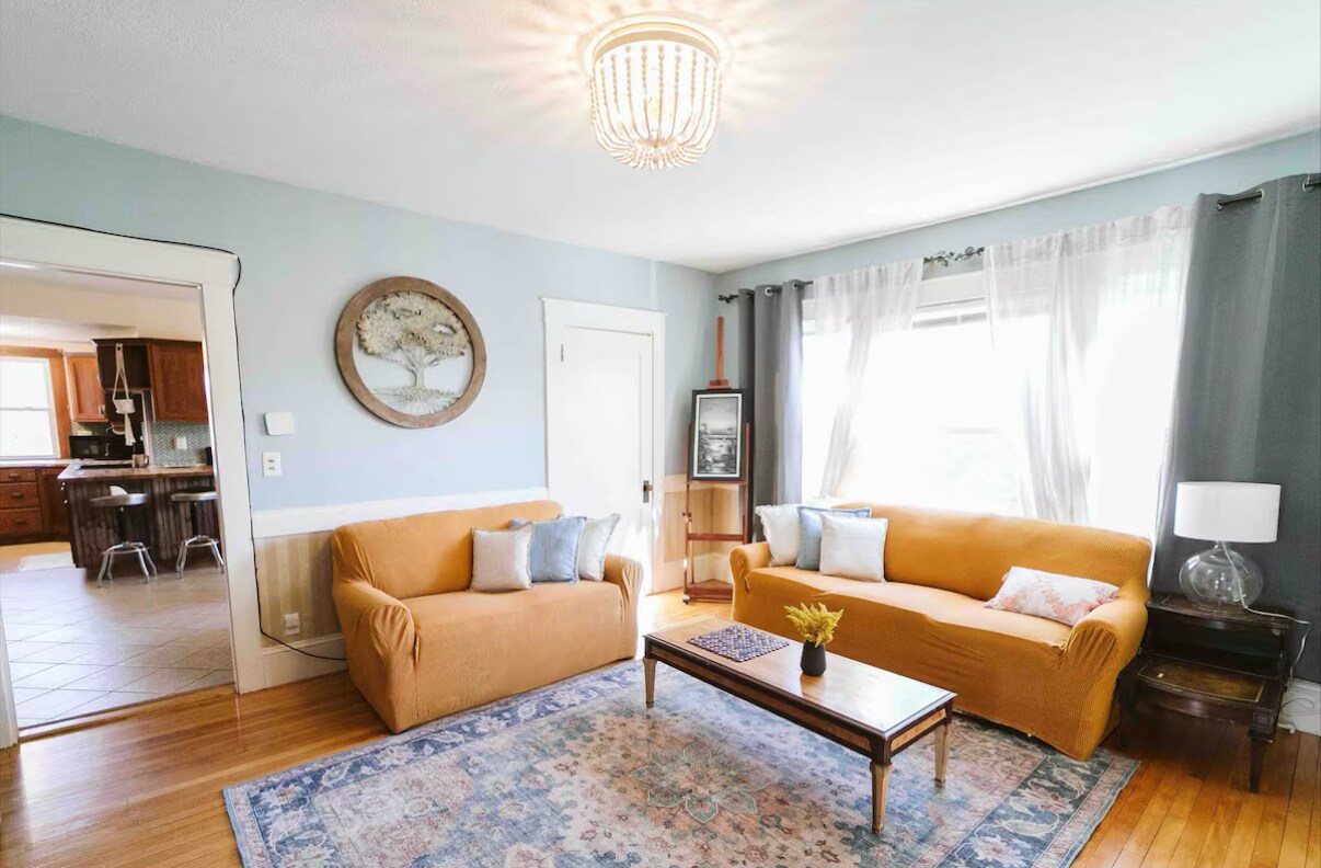 Foto principal - 238 Sabattus St