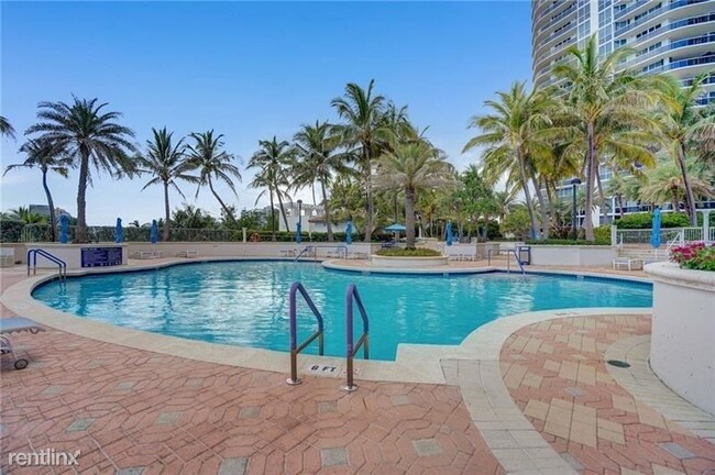 Foto del edificio - 3 br, 3.5 bath Condo - 3100 N Ocean Blvd A...