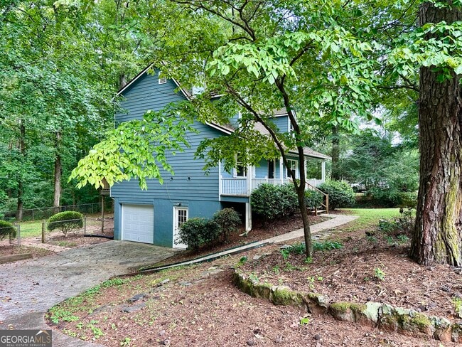 Building Photo - 197 Rock Garden Terrace N W