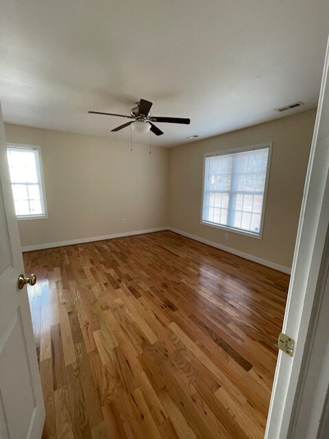 Foto del edificio - 8087 Cypresstree Ln