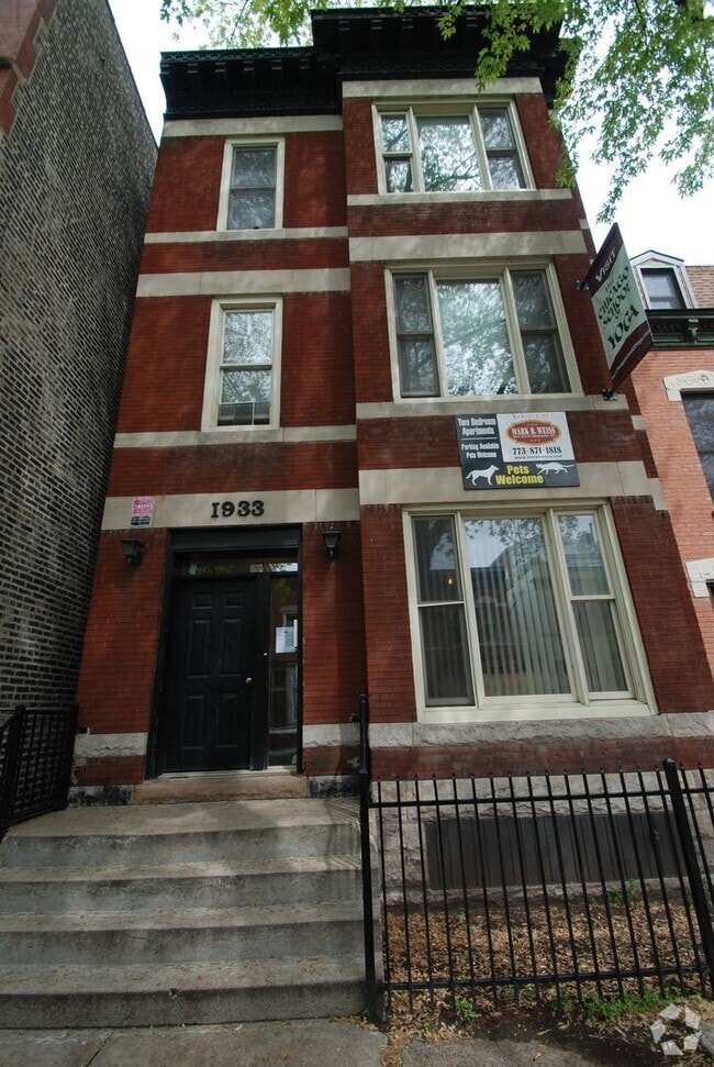 Building Photo - 1933 N Sheffield Ave