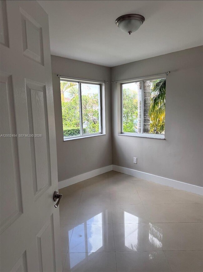 Foto del edificio - 17501 SW 142nd Ct